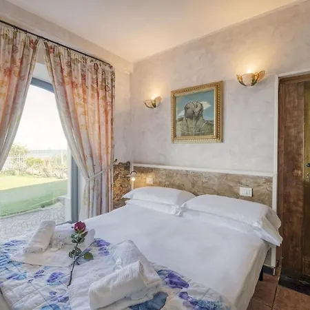 Le Palme T-5 Terre-garden With Sea View Nyaraló *
